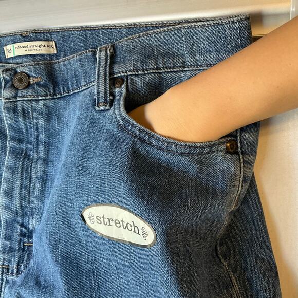 Lee Women Jeans size 16 Long Relaxed Straight Leg High Rise At The Waist Stretch - Picture 7 of 11
